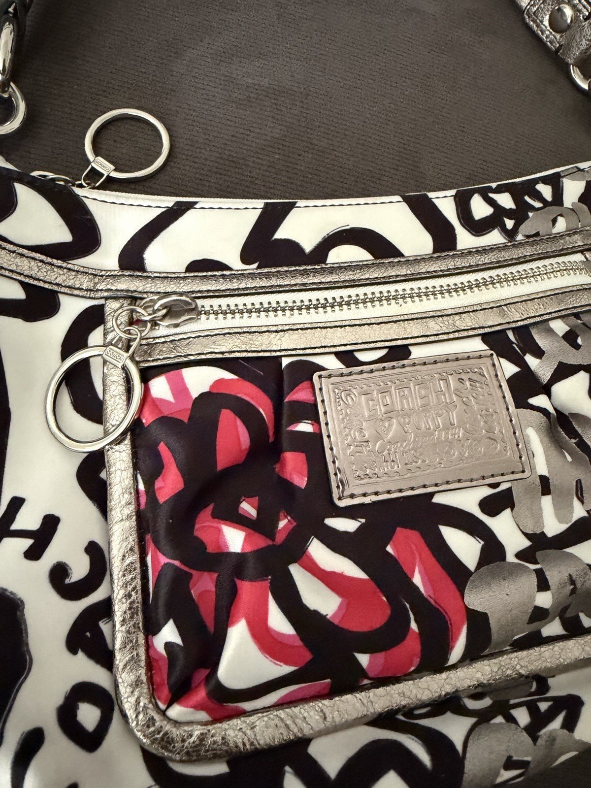 Coach Y2K Vintage Limited Edition Graffiti Poppy Shoulder Bag Handbag