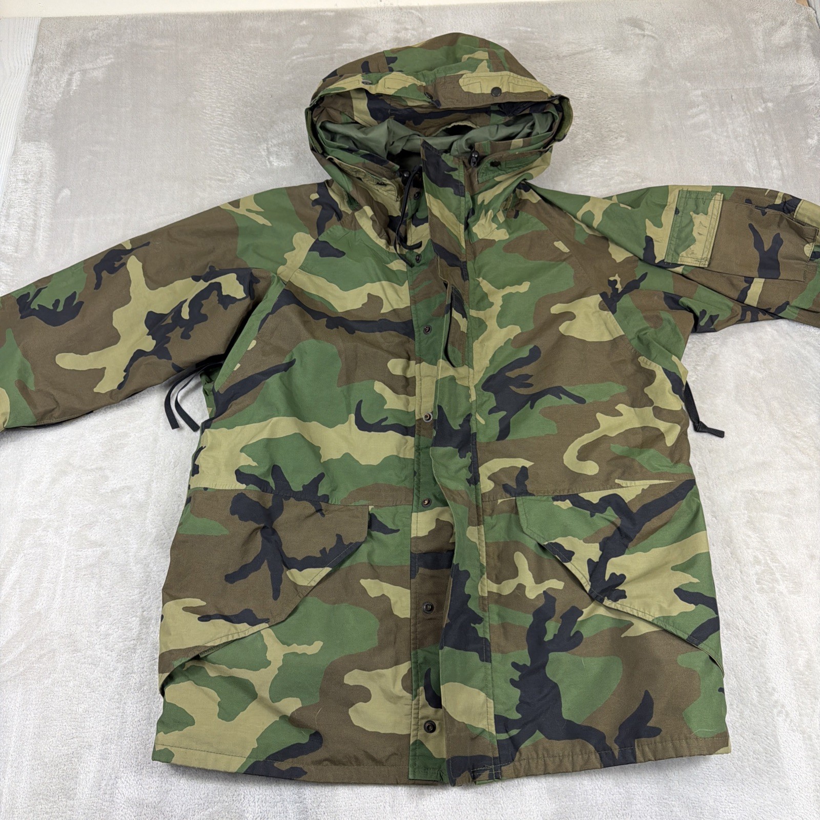 Woodland Camo Goretex Parka Jacket Cold Weather ECWCS Medium Regular