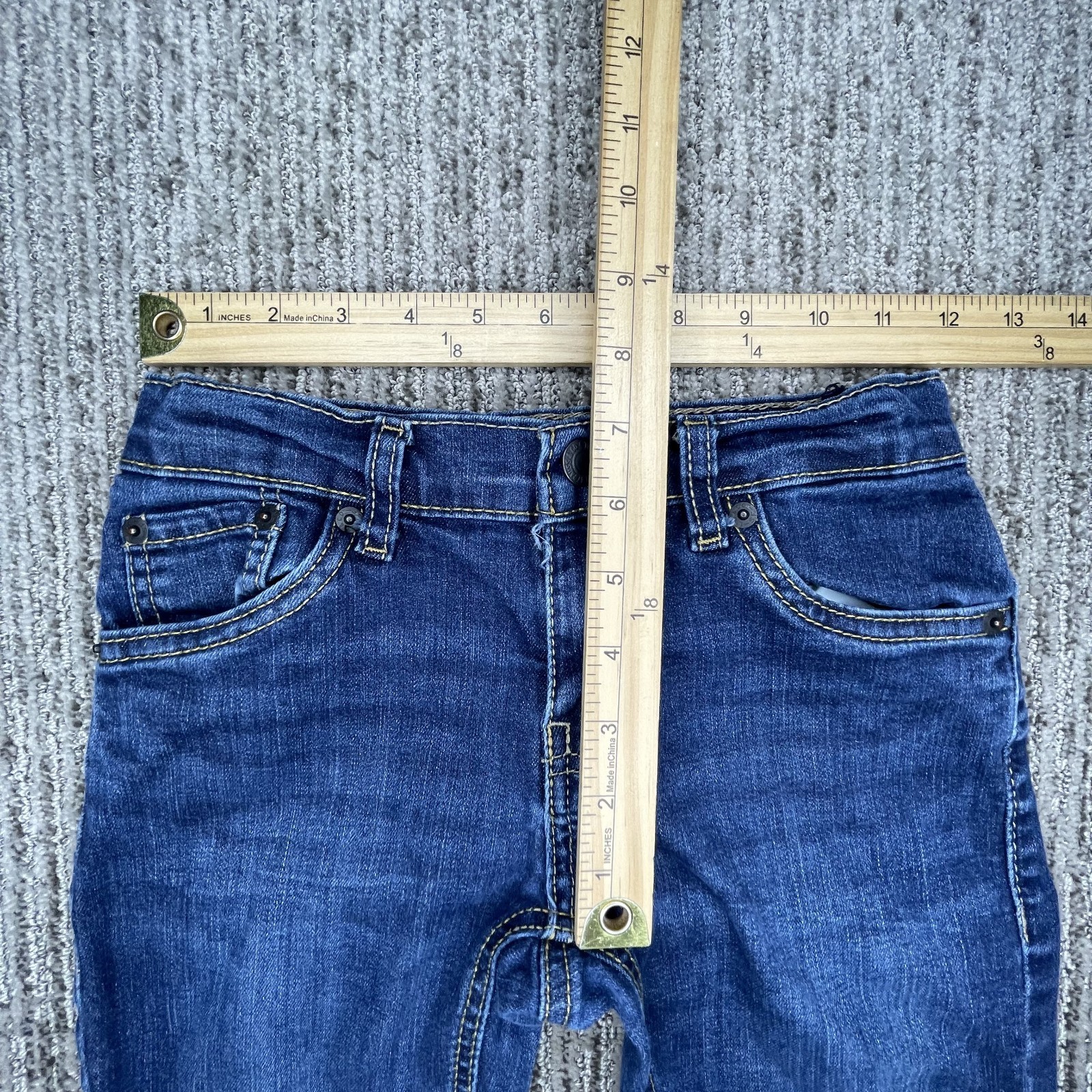 Levis Size 8 Reg w24xL22 Boys Jeans 511 Performance Slim Mid Rise Blue Denim