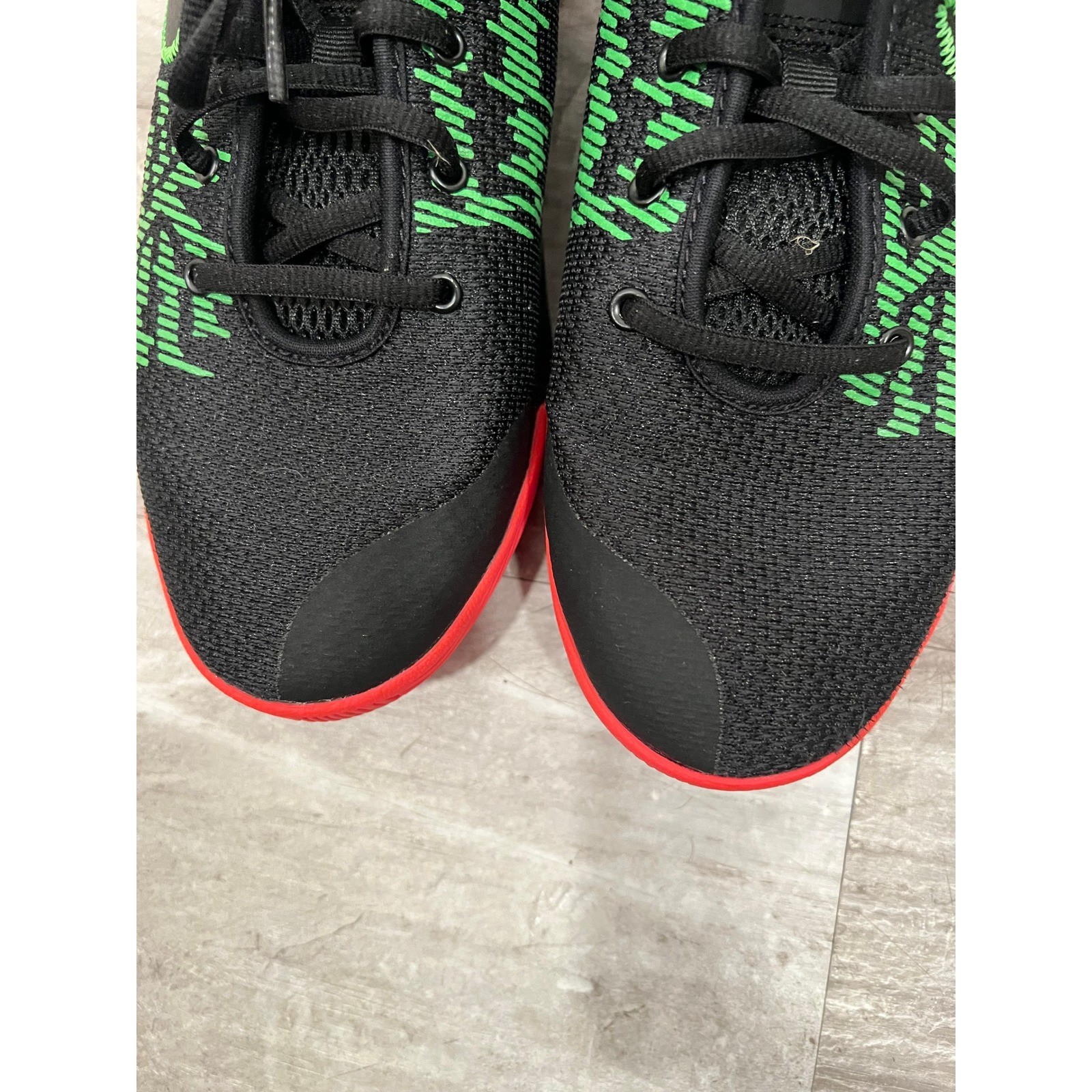 Nike Kyrie Flytrap 2 Big Kids 7Y Black Hyper Pink Rage Green Basketball Sneakers