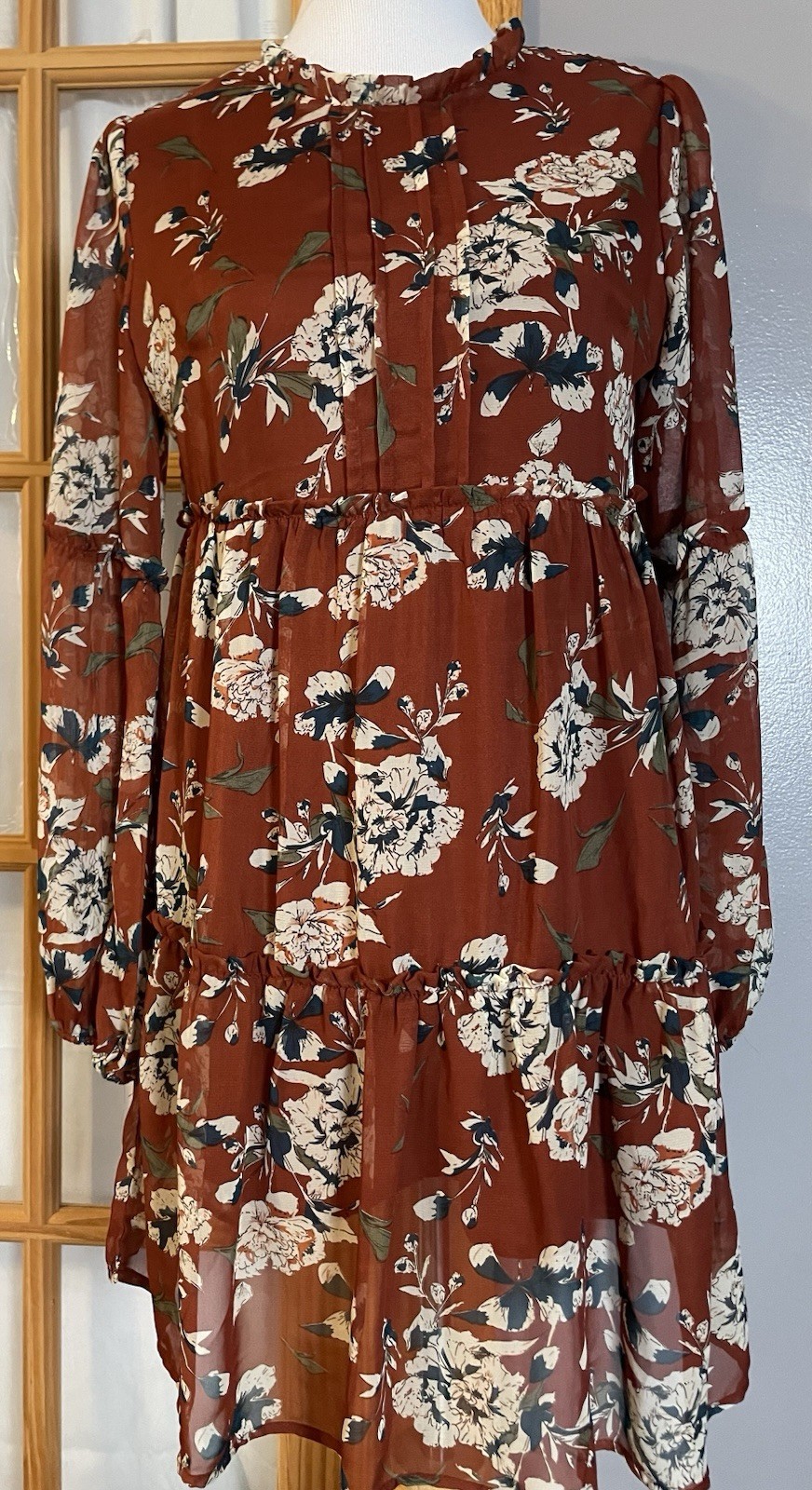 DAVI & DANI Floral Babydoll Dress Sz S Ruffles Rustic Brown Pleated Mini Boho
