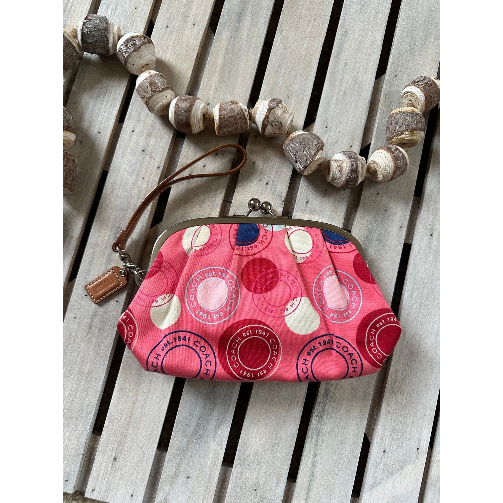 Rare Coach Leah Kisslock Wristlet Pink Coin Pouch Clutch