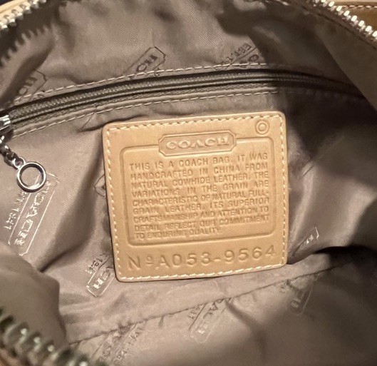 COACH 9564 British Tan Leather Legacy Demi Hobo Shoulder Bag Convertible Strap