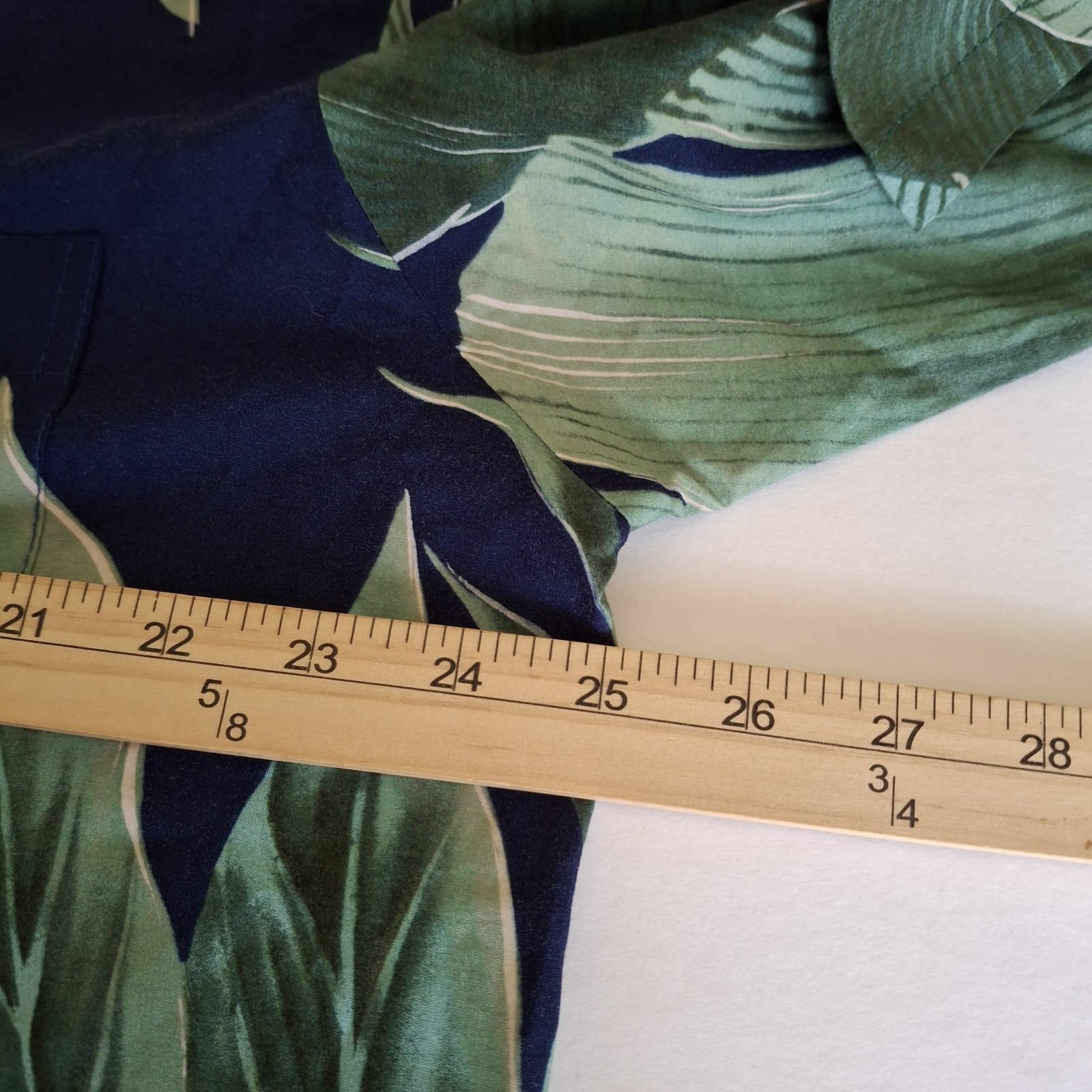 Vintage 1990s Tori Richard Mens XL Shirt Cocktails Martini Viscose Hawaiian USA