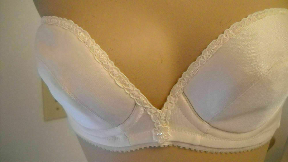 CARNIVAL STRAPLESS VERY PADDED BRIDAL PLUNGE BANDEAU BRA STYLE 104 WHITE