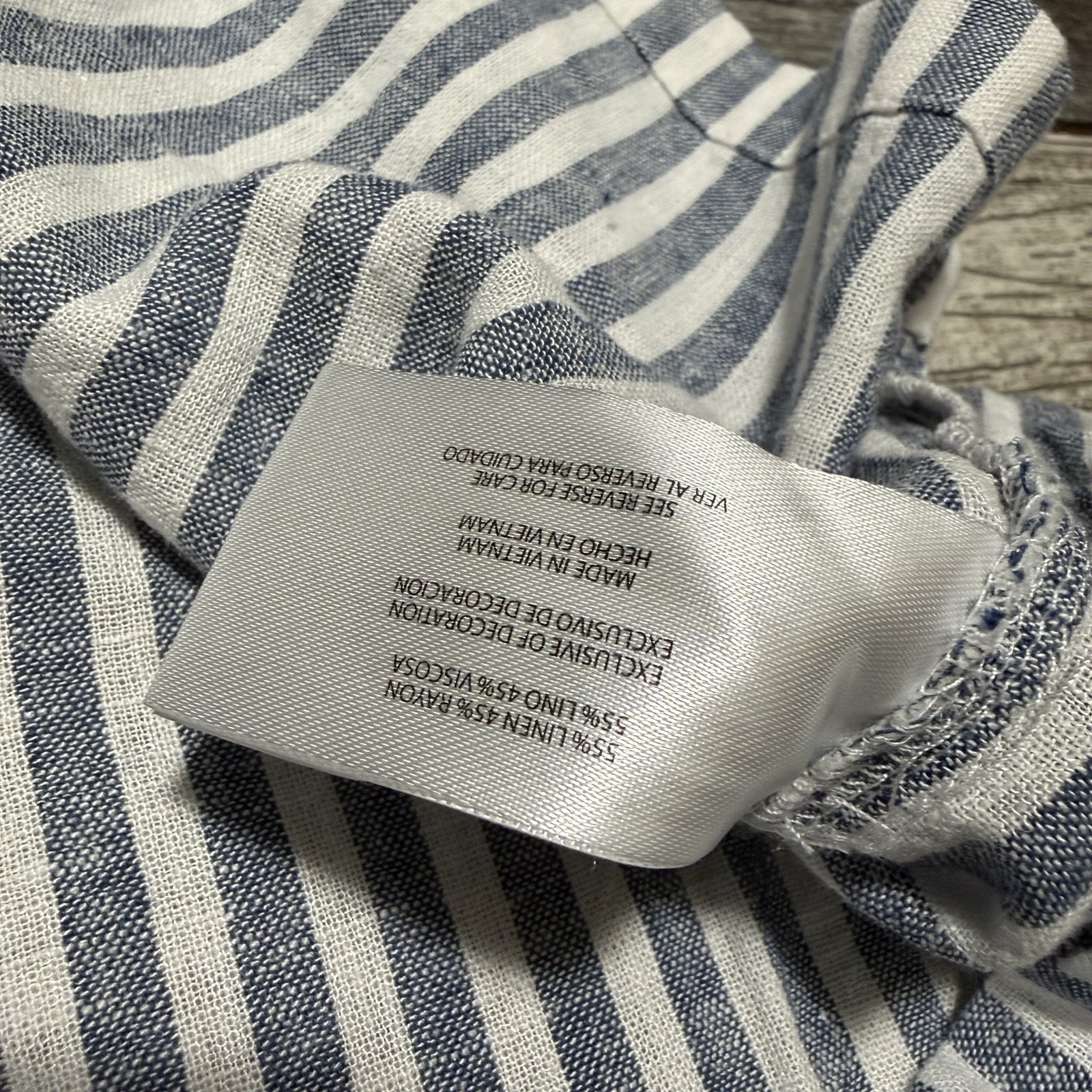 Orvis Striped Linen Blend Top Blouse Women’s M Blue White Lightweight Casual