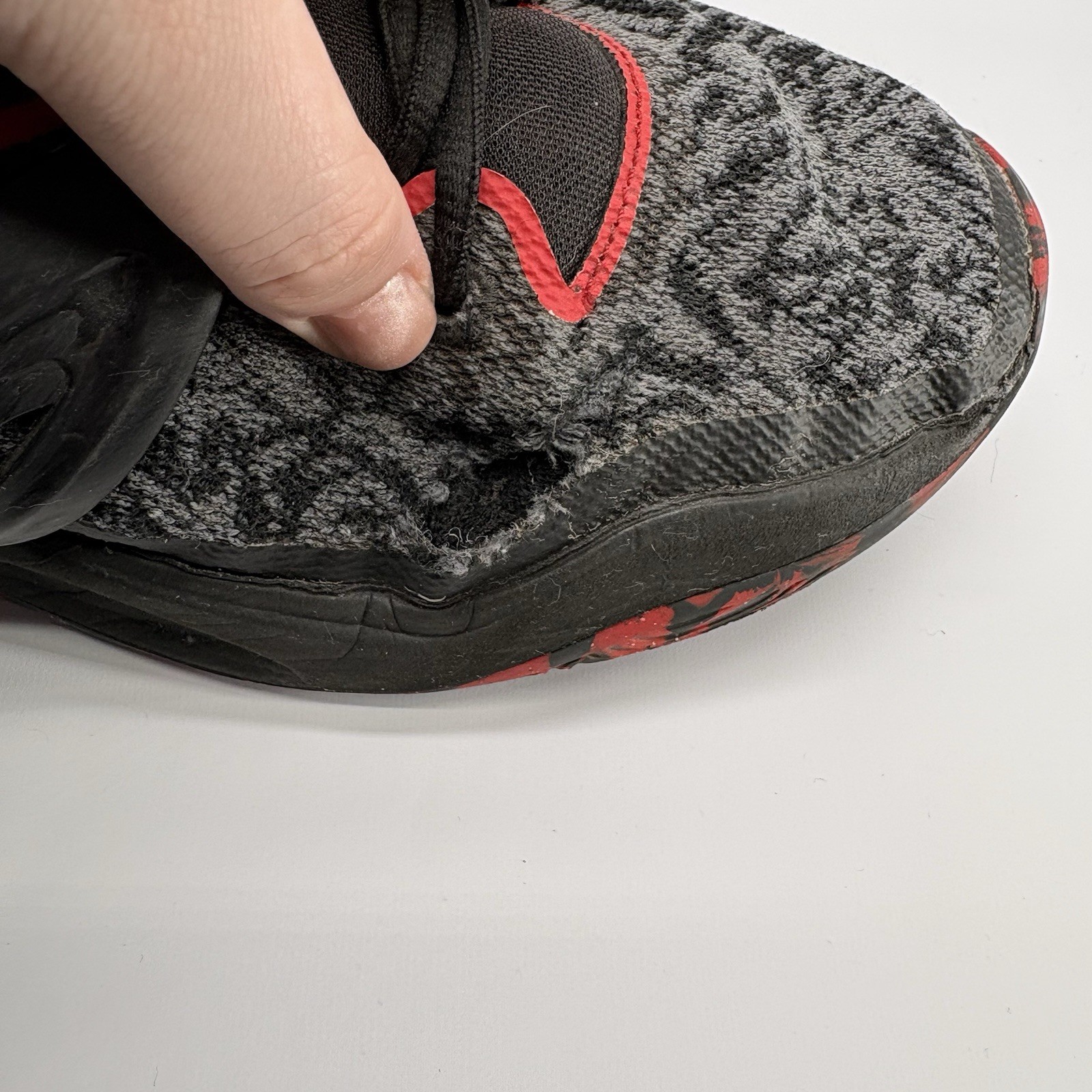 Nike KD 15 Bred Basketball Shoes Red and Black *READ*