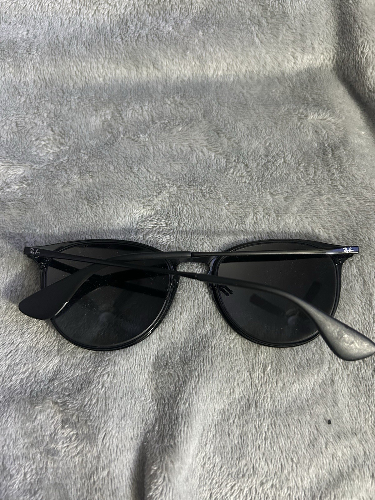 Ray-Ban RB3539 Men’s Round Polarized Sunglasses Black Metal Gray Glass 54-19