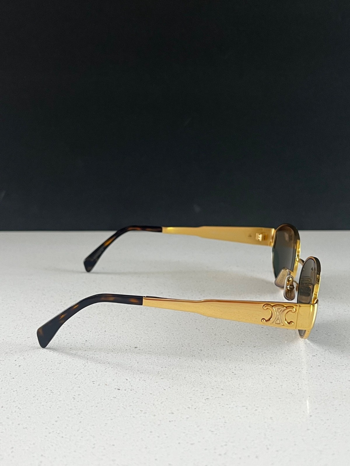 CELINE CL40235U Triomphe Metal 01 oval GOLD sunglasses