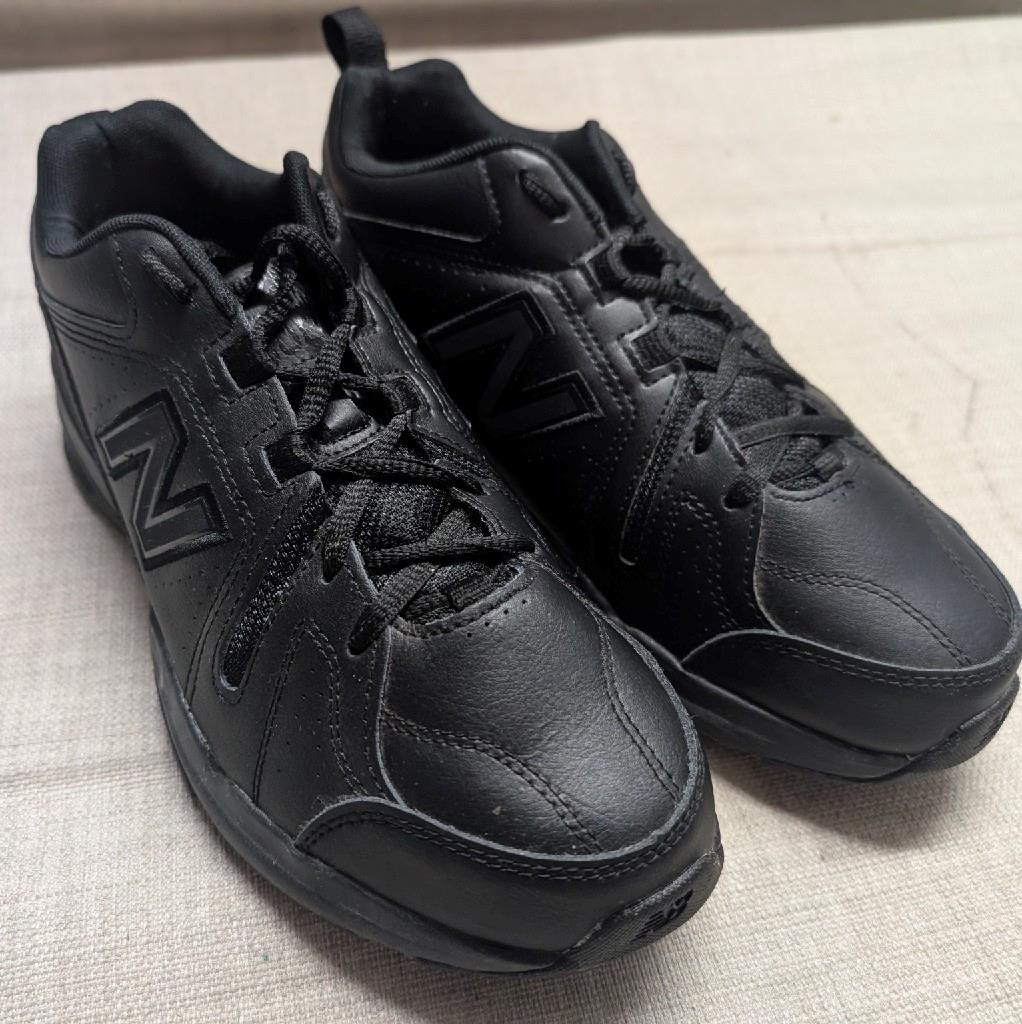 NEW BALANCE shoes 608 black 8.5 4E slip resistant MX608AB5