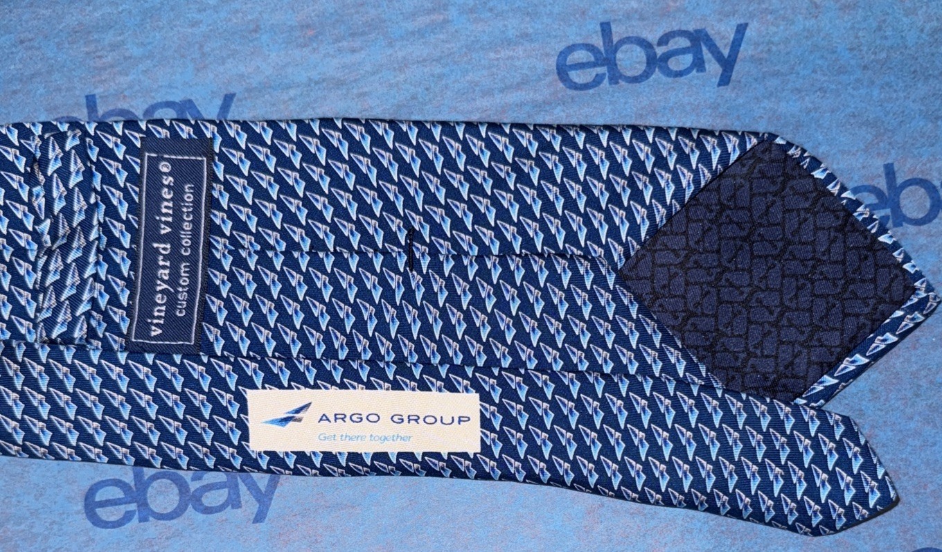VINEYARD VINES 100% SILK MEN’S NECK TIE ARGO GROUP 3.25 INCHES WIDE BLUE