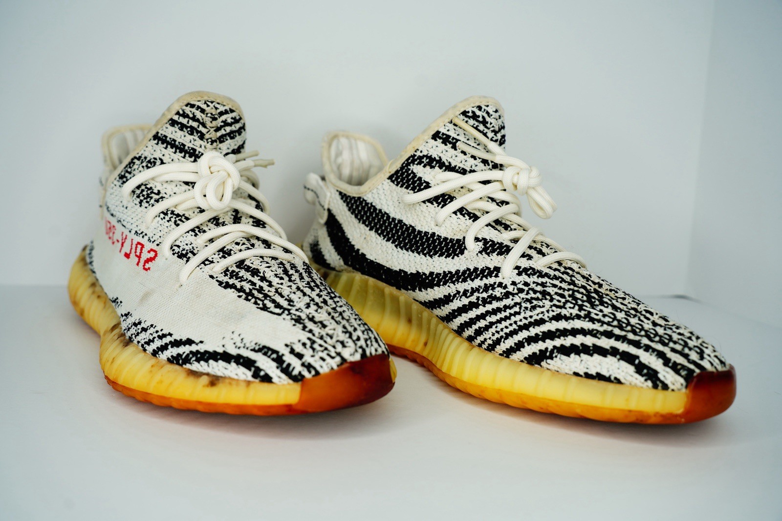 Adidas Yeezy Boost 350 V2 Zebra CP9654 Men’s Size 11 Authentic SPLY-350