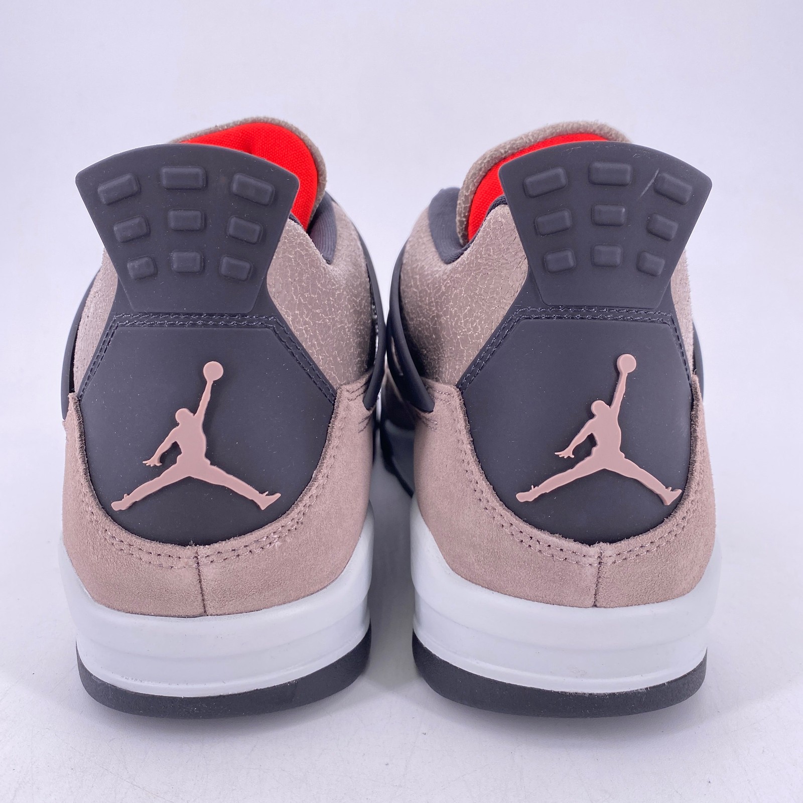 Air Jordan 4 Retro “TAUPE HAZE” 2021 – Size 12 – db0732 200 (10644-15)