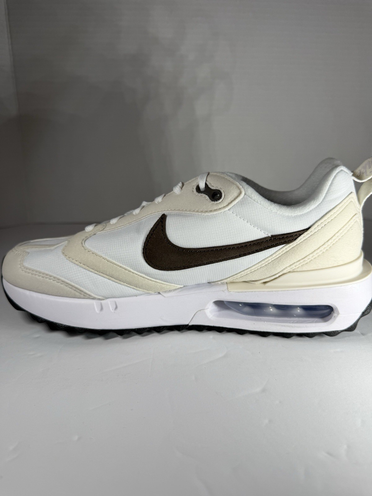 Nike Wmns Air Max Dawn Phantom Baroque Brown DC4068-102 Women’s Mesh Sneaker