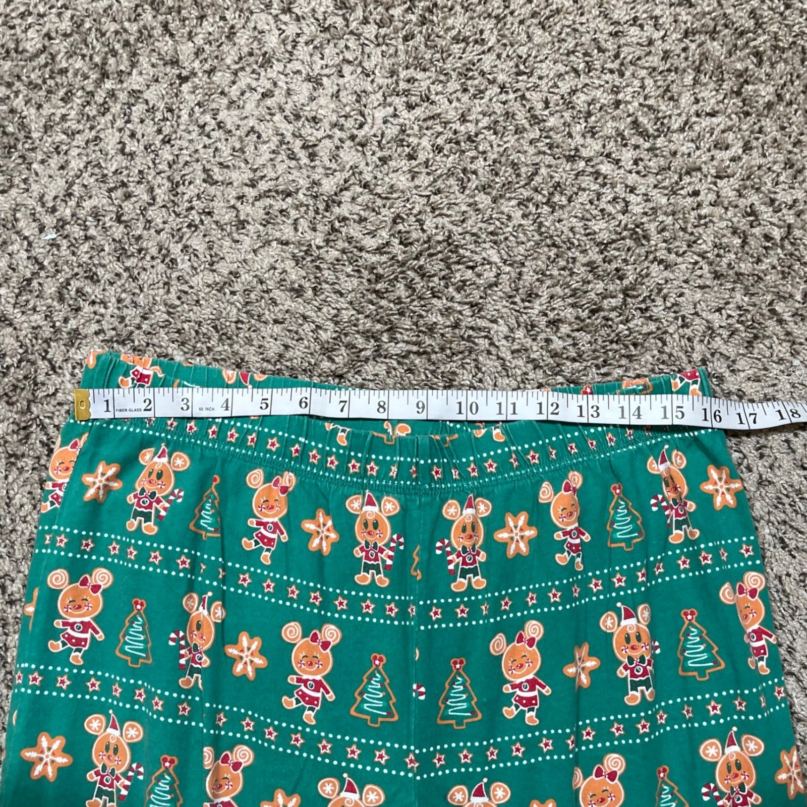 Disney Store Mickey Mouse & Friends Green Holiday Pajamas Set XL Gingerbread