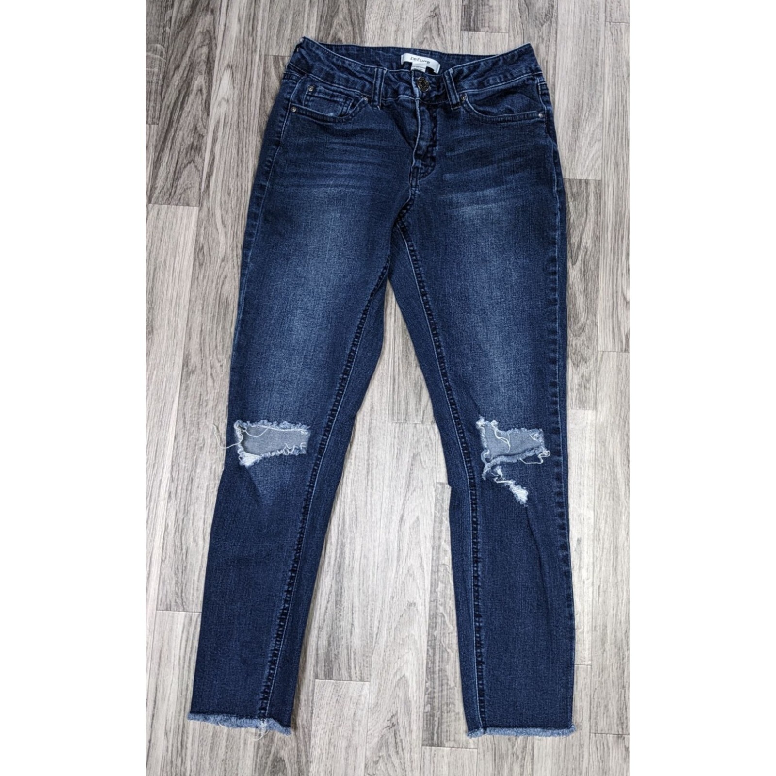 Refuge Womens Size 2 Distressed Fringe Hem Whiskered Skinny Denim Blue Jeans