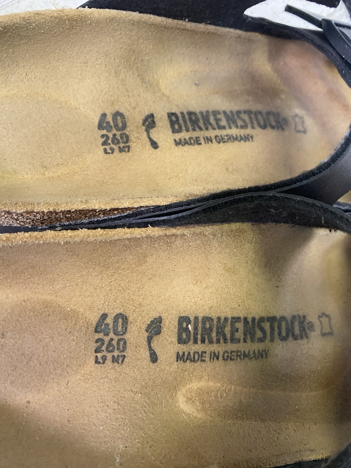 Birkenstock Arizona Black Two Strap Sandals Sz 40 Women 9 Men 7 Medium / Narrow