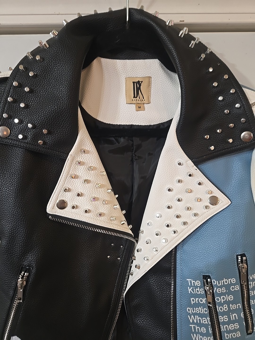 DARKSHE STUDDED JACKET FAUX LEATHER GRAFFITI VEGAN PU WOMENS MEDIUM BLIZZARD