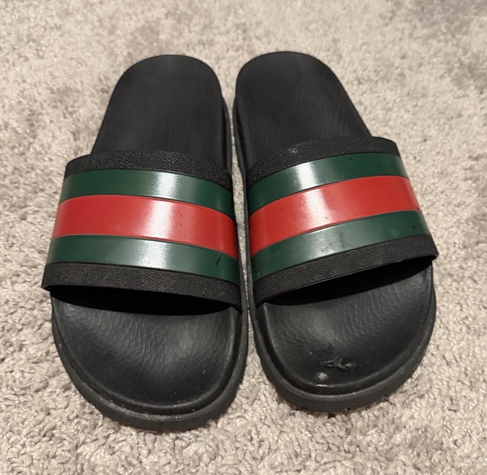 Gucci Men’s Black Slide Sandals Red/Green Web Stripe Logo US 9 Rubber