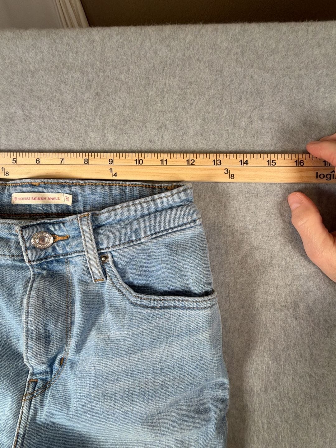 Levi’s 721 High Rise Skinny Ankle Jeans Size 26