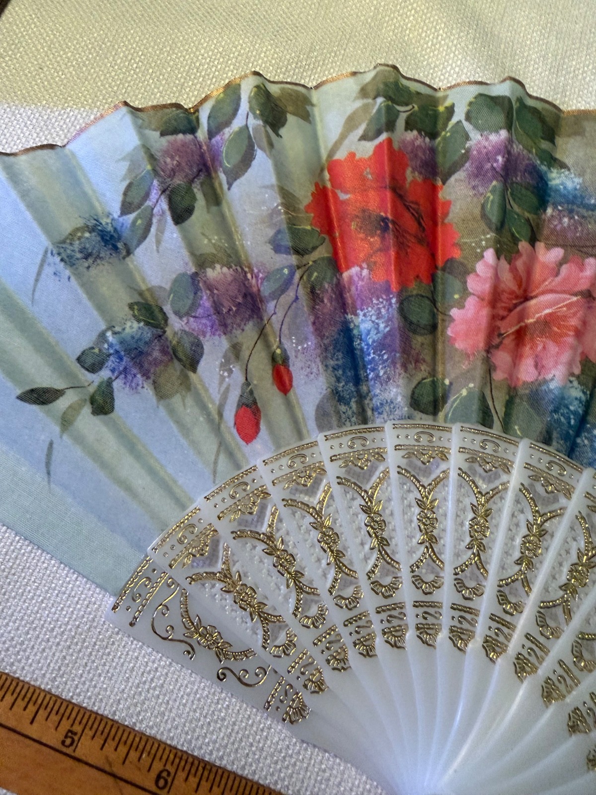 Vtg Giner Hand Fan Floral Flower Pink Wild Rose Wisteria Fabric Plastic Spain