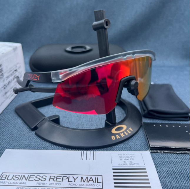 Oakley OO9229-1237 Oakley Hydra Transparent Ink/Prizm Red Iridium Sunglasses