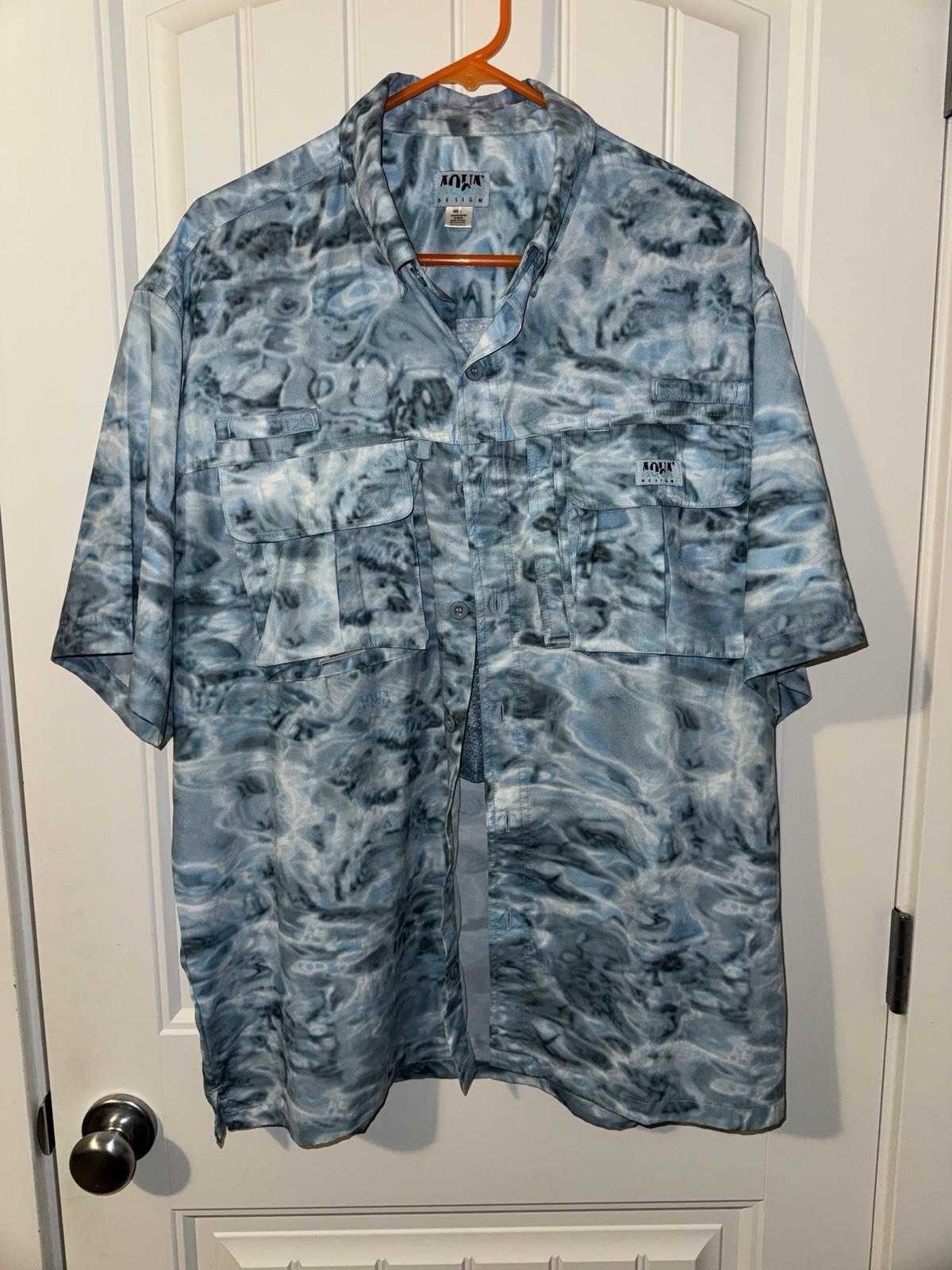 Aqua Design Short Sleeve Fly Fishing Button Up Shirt Size Large – Blue