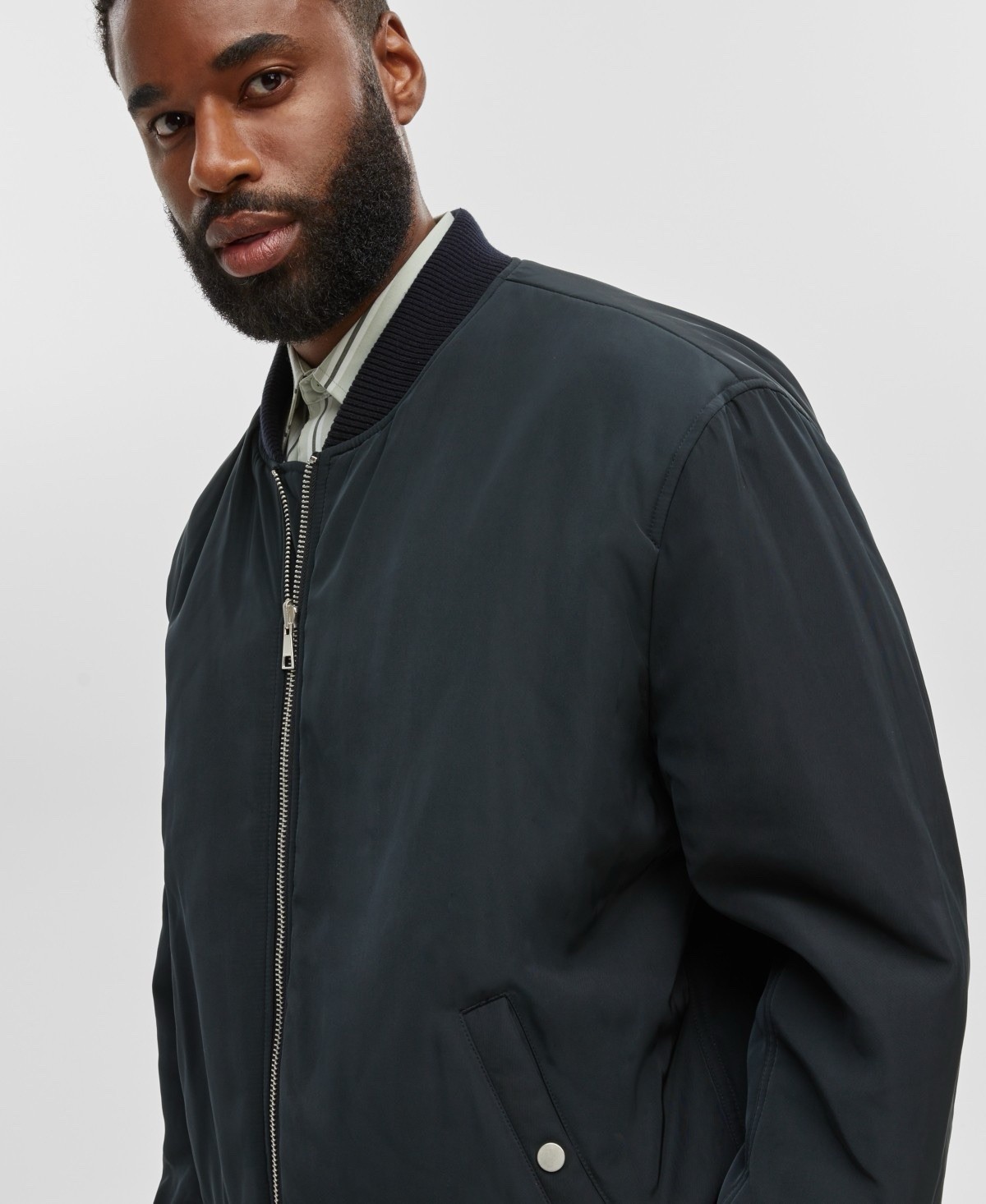 $159 Mode of One Men’s Relaxed-Fit Reversible Bomber Jacket Deep Black-2XL