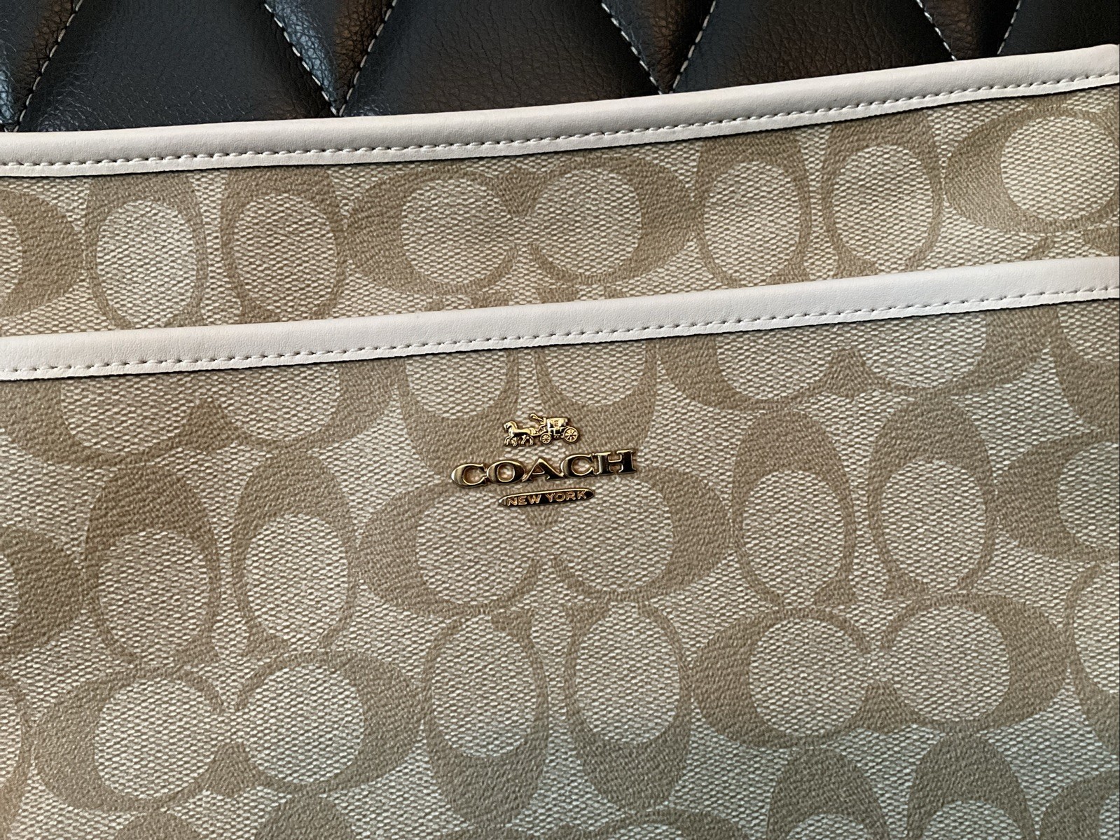 Coach No E1847-F29210 Authentic Coach Signature PVC Leather Beige/White Gold