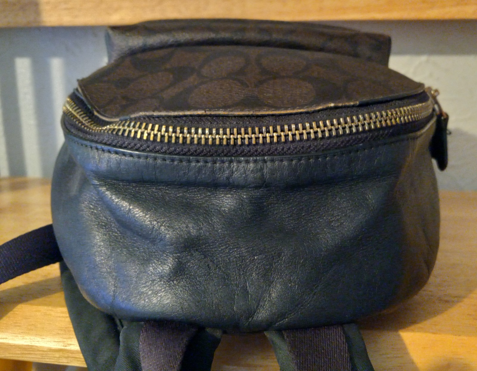 Coach Charlie Signature Canvas Backpack Brown Black Gold Zipper Closure Pockets