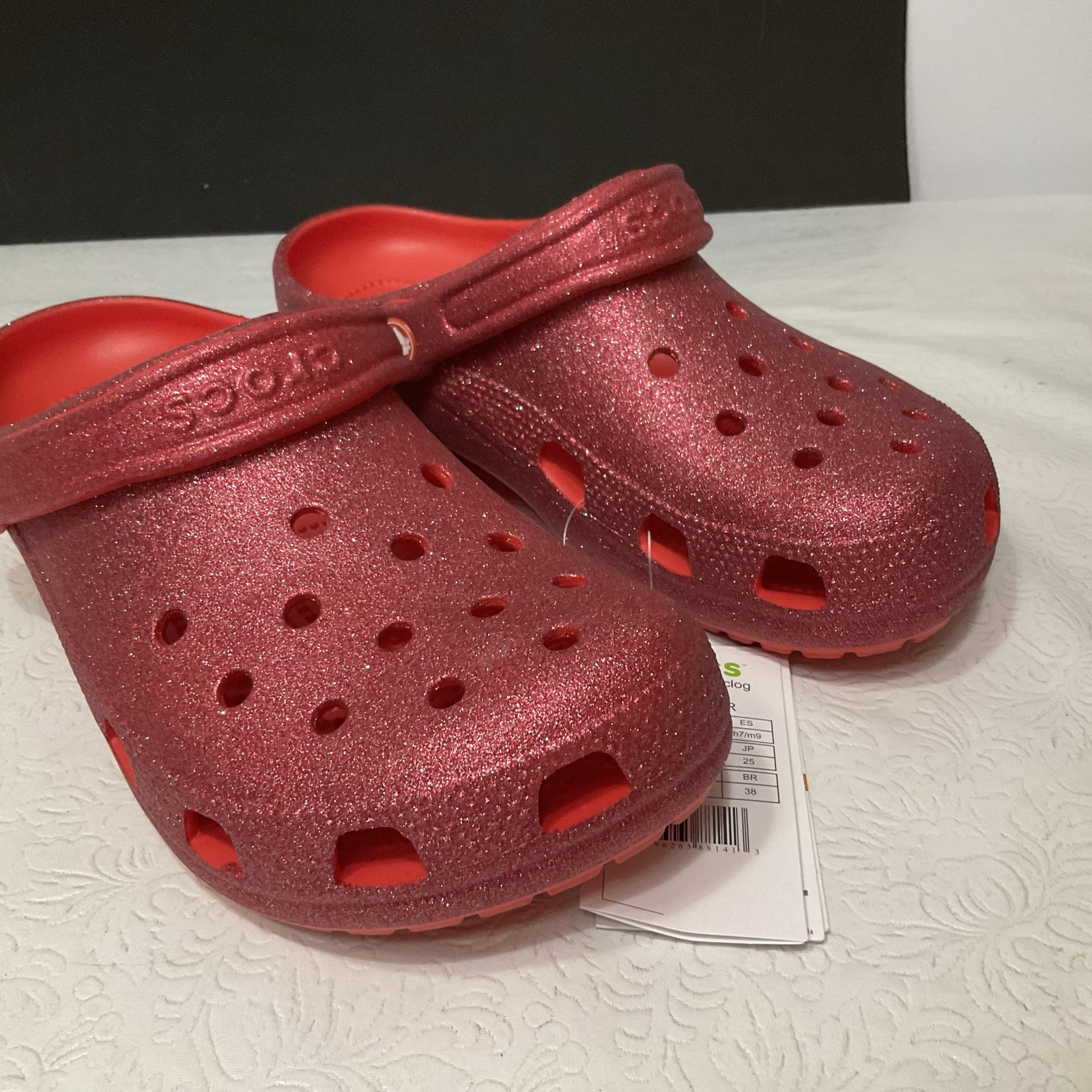Woman’s Crocs Classic Glitter Clog Sz W9-M7 NWT