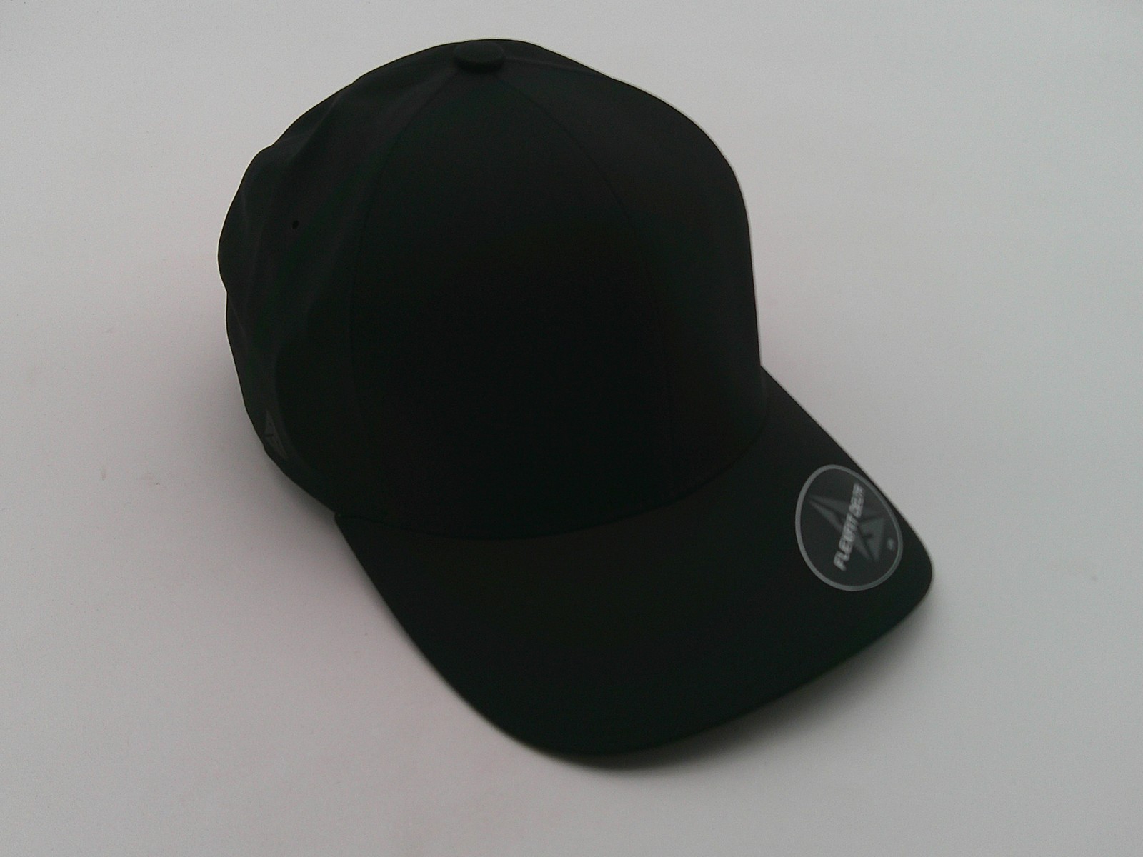 Flexfit Delta Hat Cap Fitted Mens Small Medium Black Performance Tech Athletic