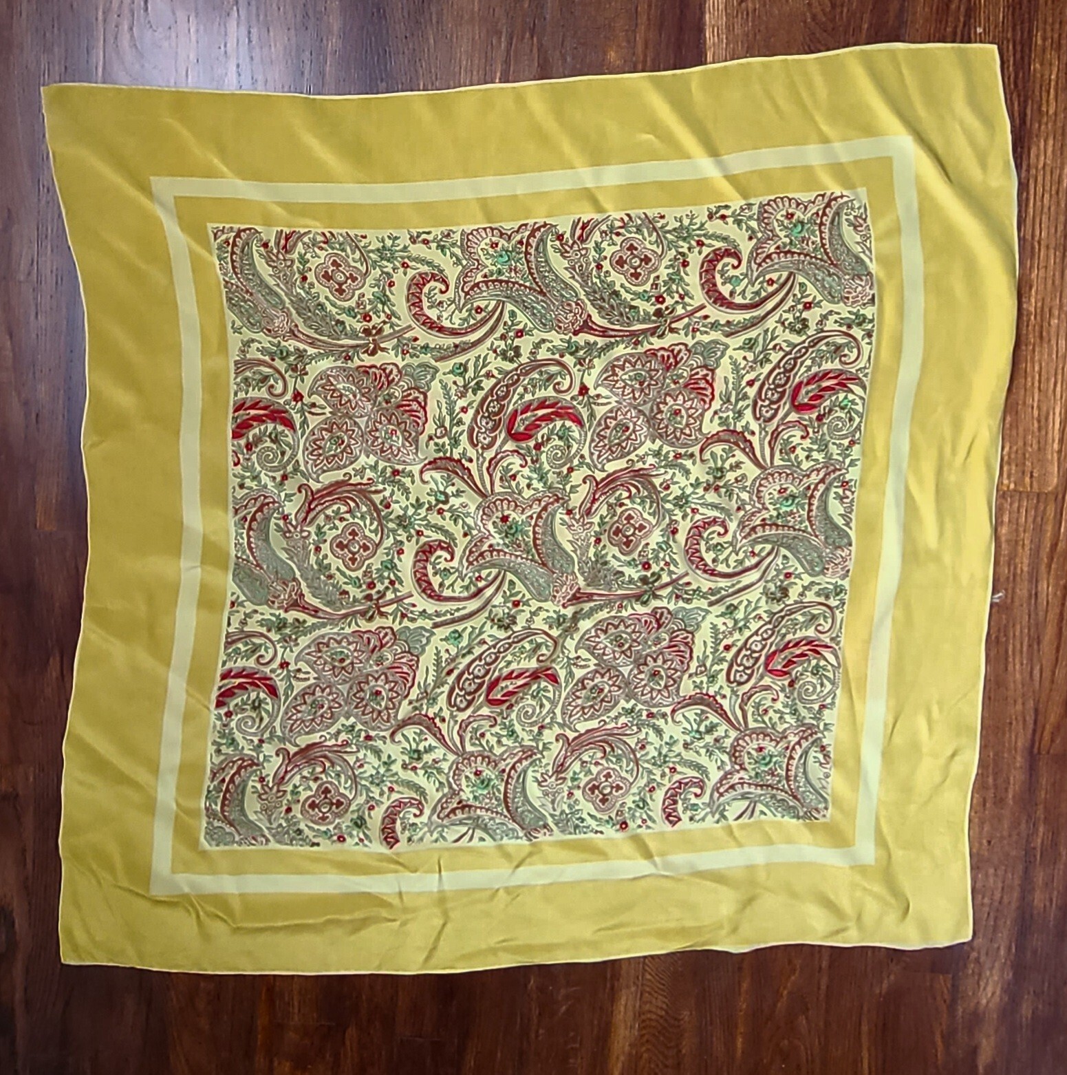 UNBRANDED VINTAGE FLORAL HAND ROLLED MULTICOLOR Scarf 32×32 LARGE