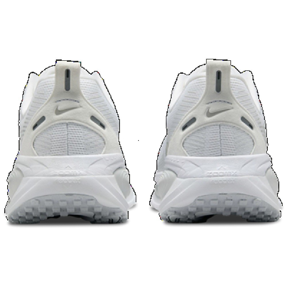Women’s Nike Vomero 18 White/Metallic Silver (HM6804 104)