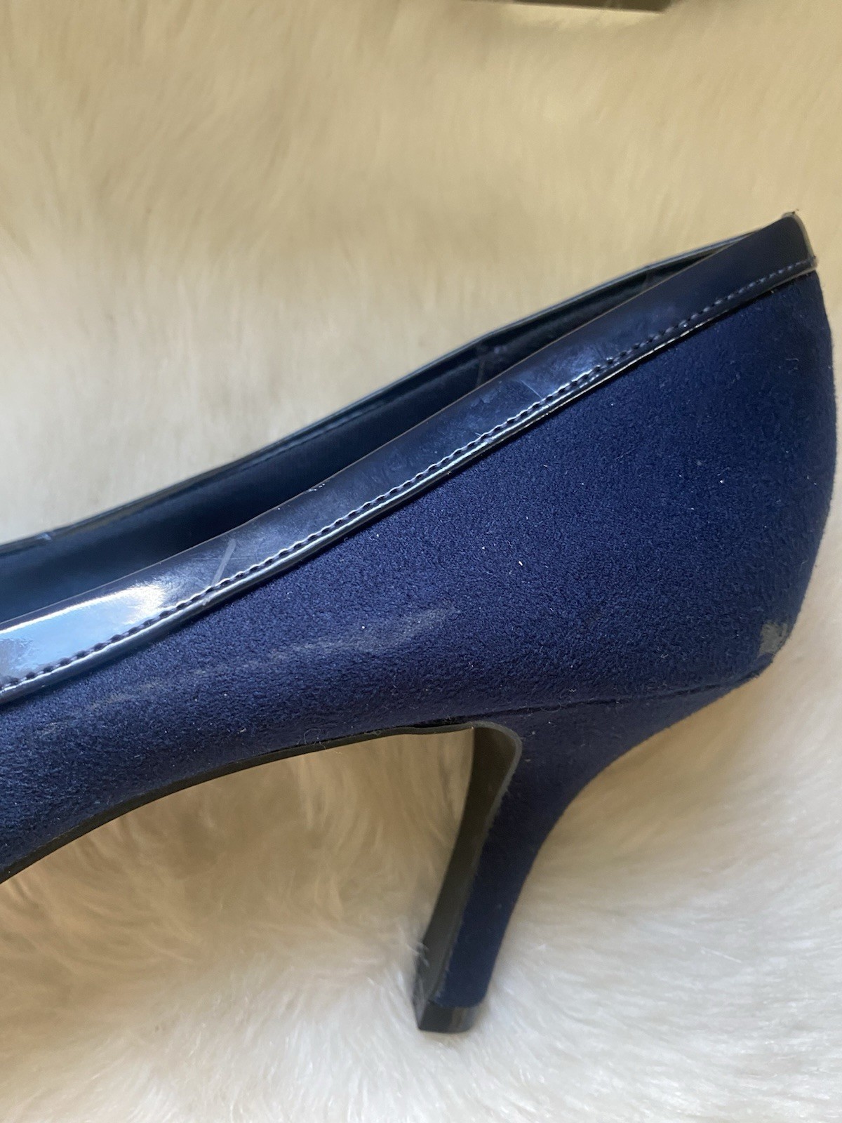 comfort plus by Predictions Heels 10 W Navy Pointed-Toe Patent & Suede Pumps