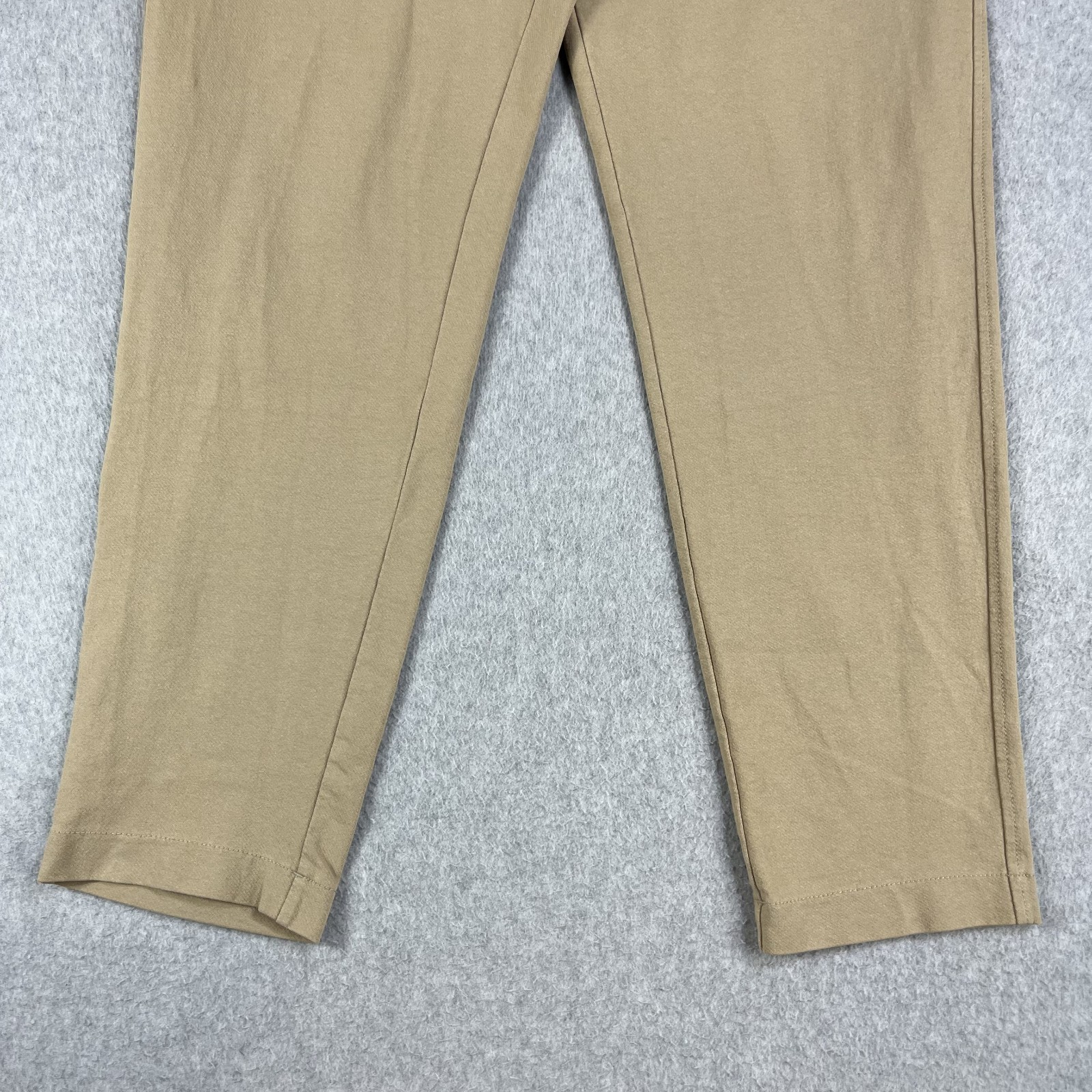 UNIQLO Pull On Pants Mens Medium Stretch Khaki Casual Elastic Waist Drawstring