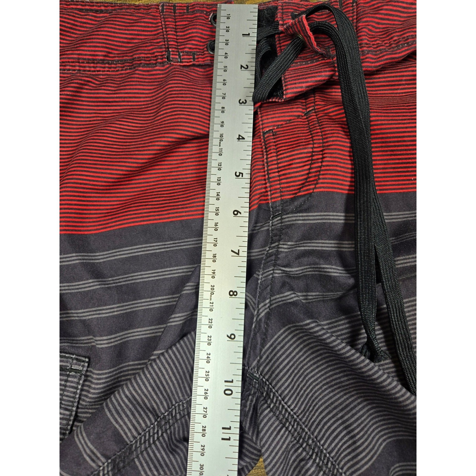 ONeill Mens Striped Board Shorts Red Charcoal Grey Cargo Pocket Size 29