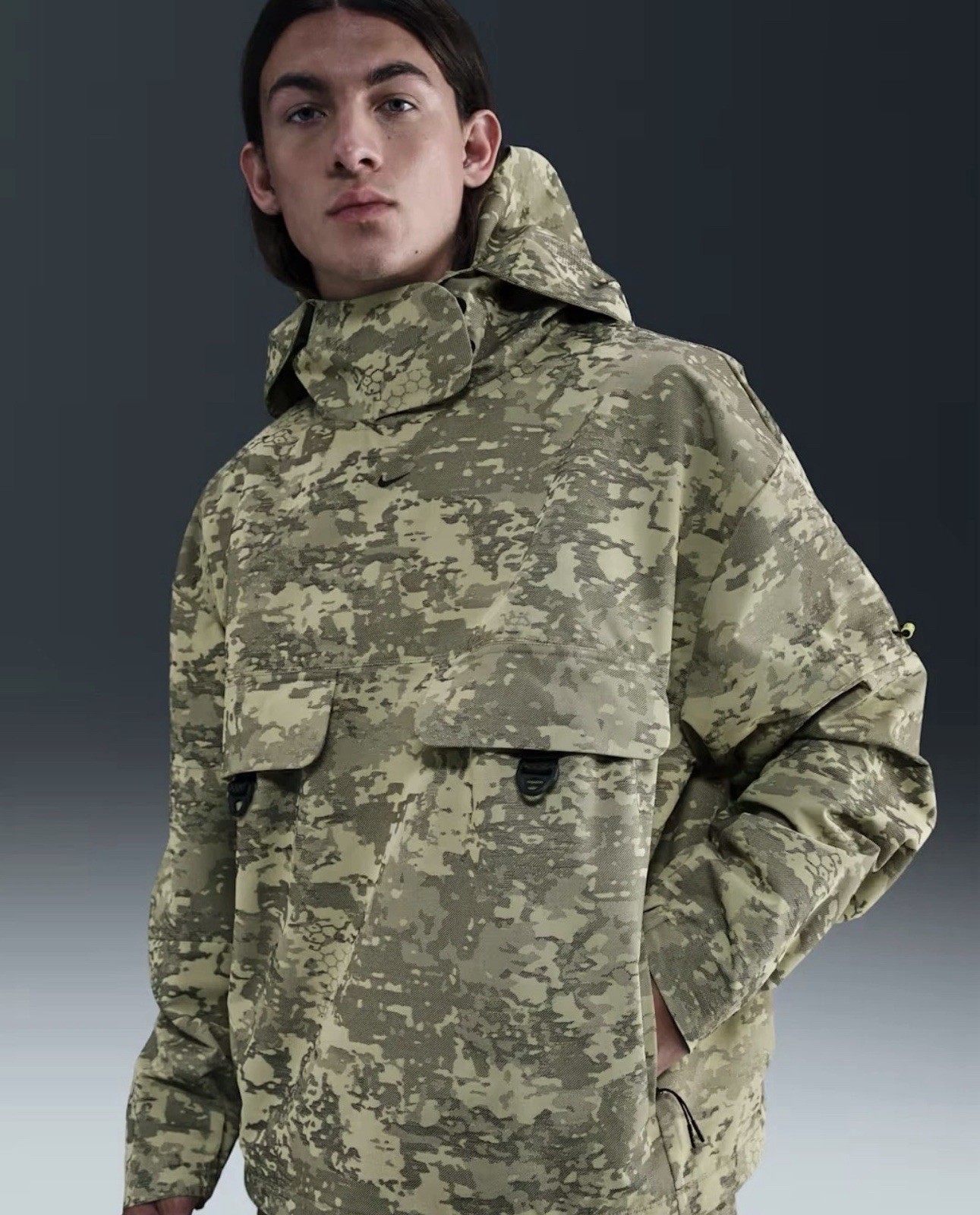 Nike Tech Woven CORDURA Jacket Camo Olive Black IF8494-276 – Men’s Size Medium