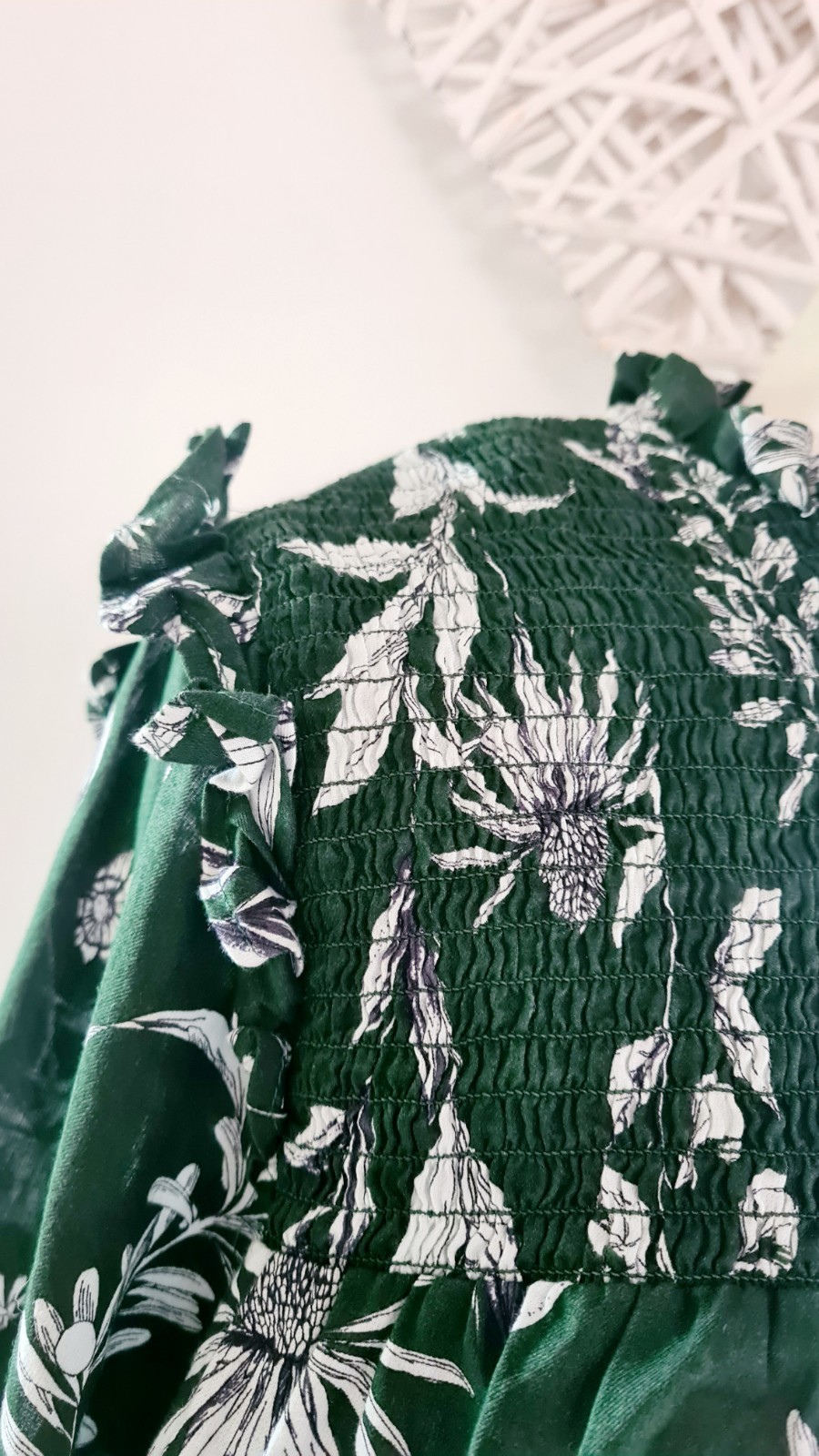 M&S Dark Green White Floral Cotton Puff Sleeve Ruffle Trim Boho Blouse Size 18