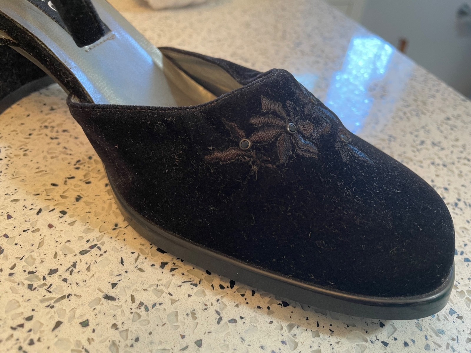 womens dress pumps 2 1/2 heel Unlisted by Kenneth Cole