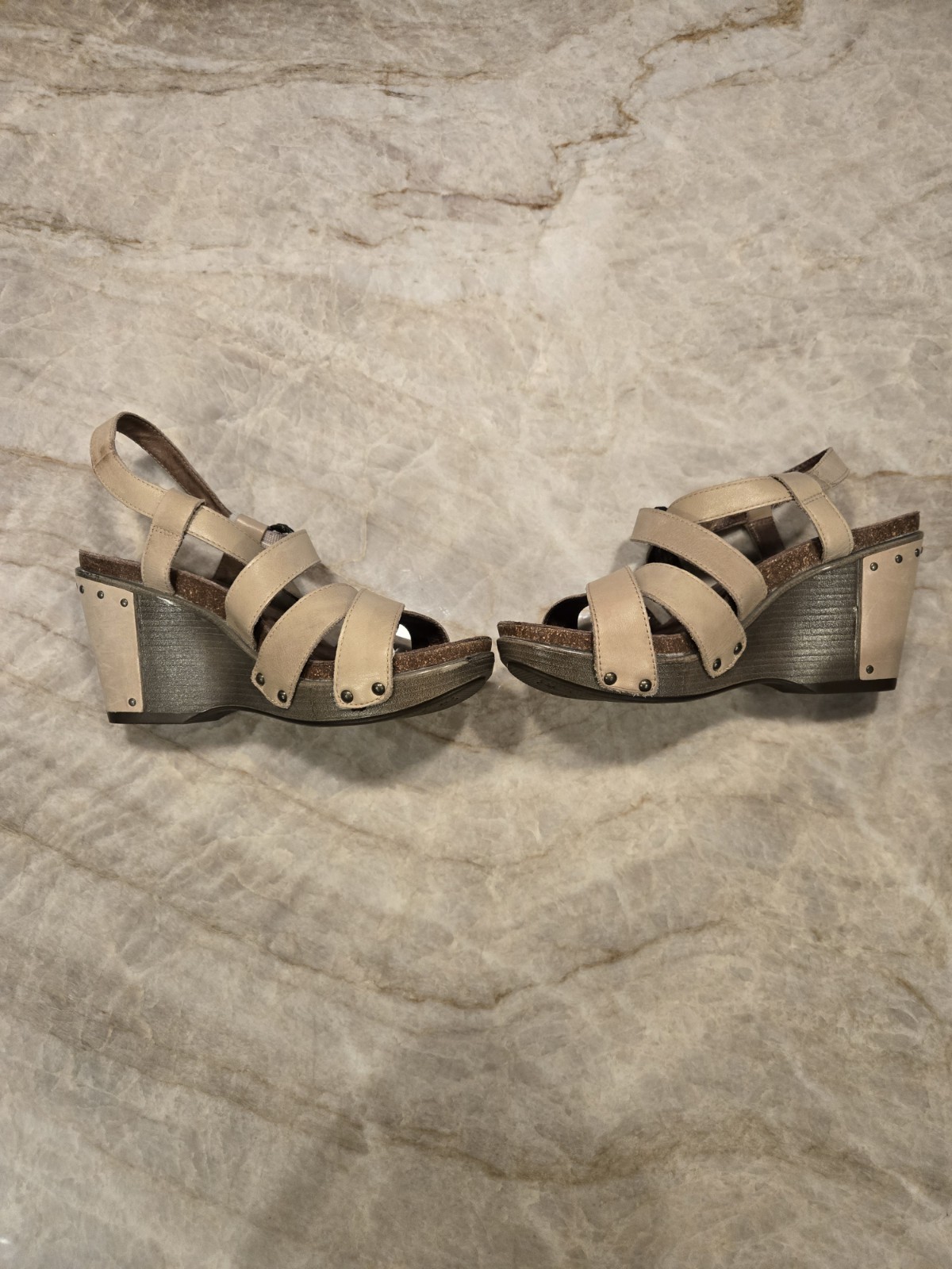 Dansko Frida Beige Leather Studded Wedge Strappy Sandals Shoes Size 37 US 6.5 7