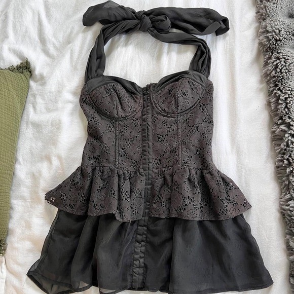 Twelve by Twelve Charcoal Lace Halter Babydoll Top | Size Medium