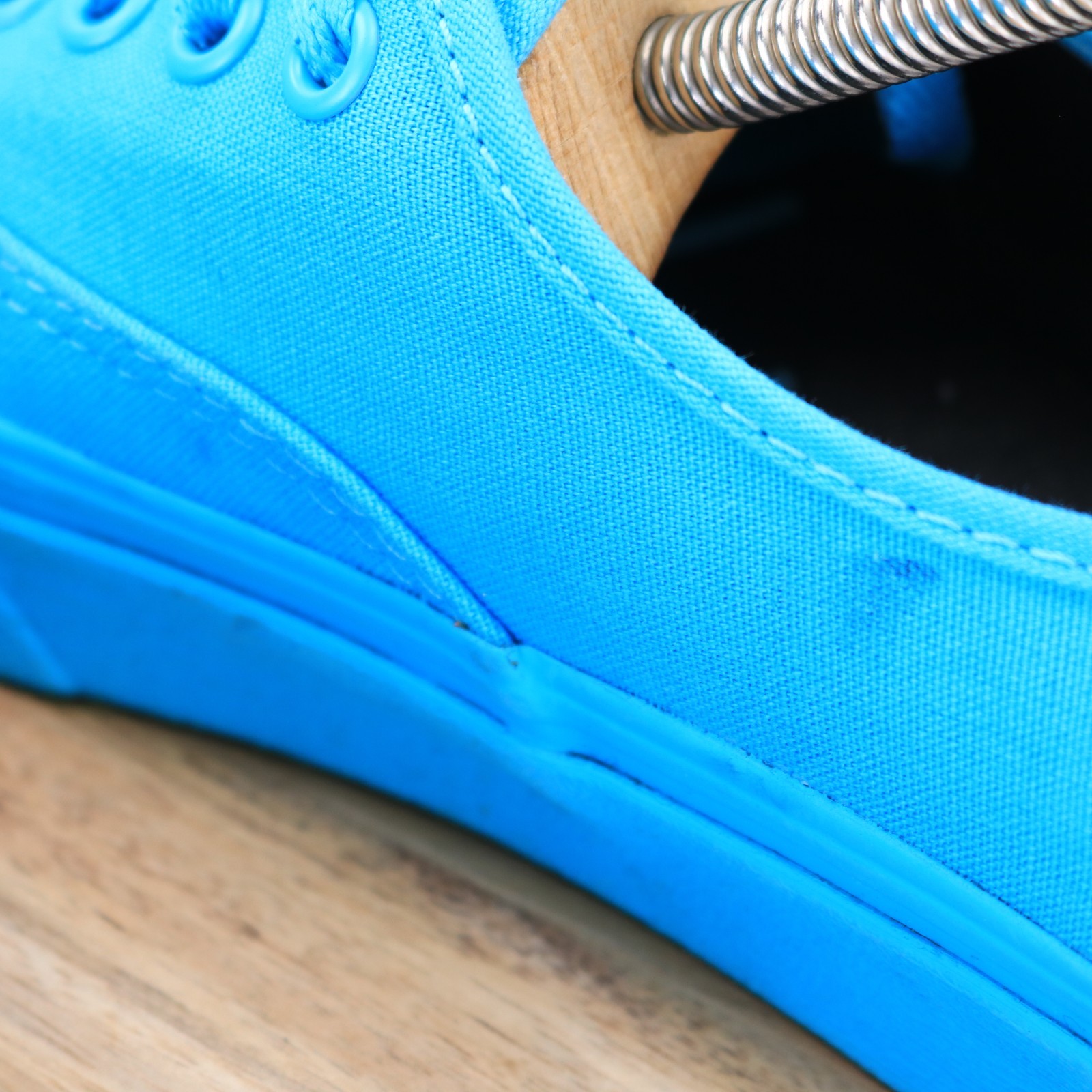Vans Mono Turquoise Blue Low Lace up Canvas Sneaker Shoes Size Men 5.5 / Women 7