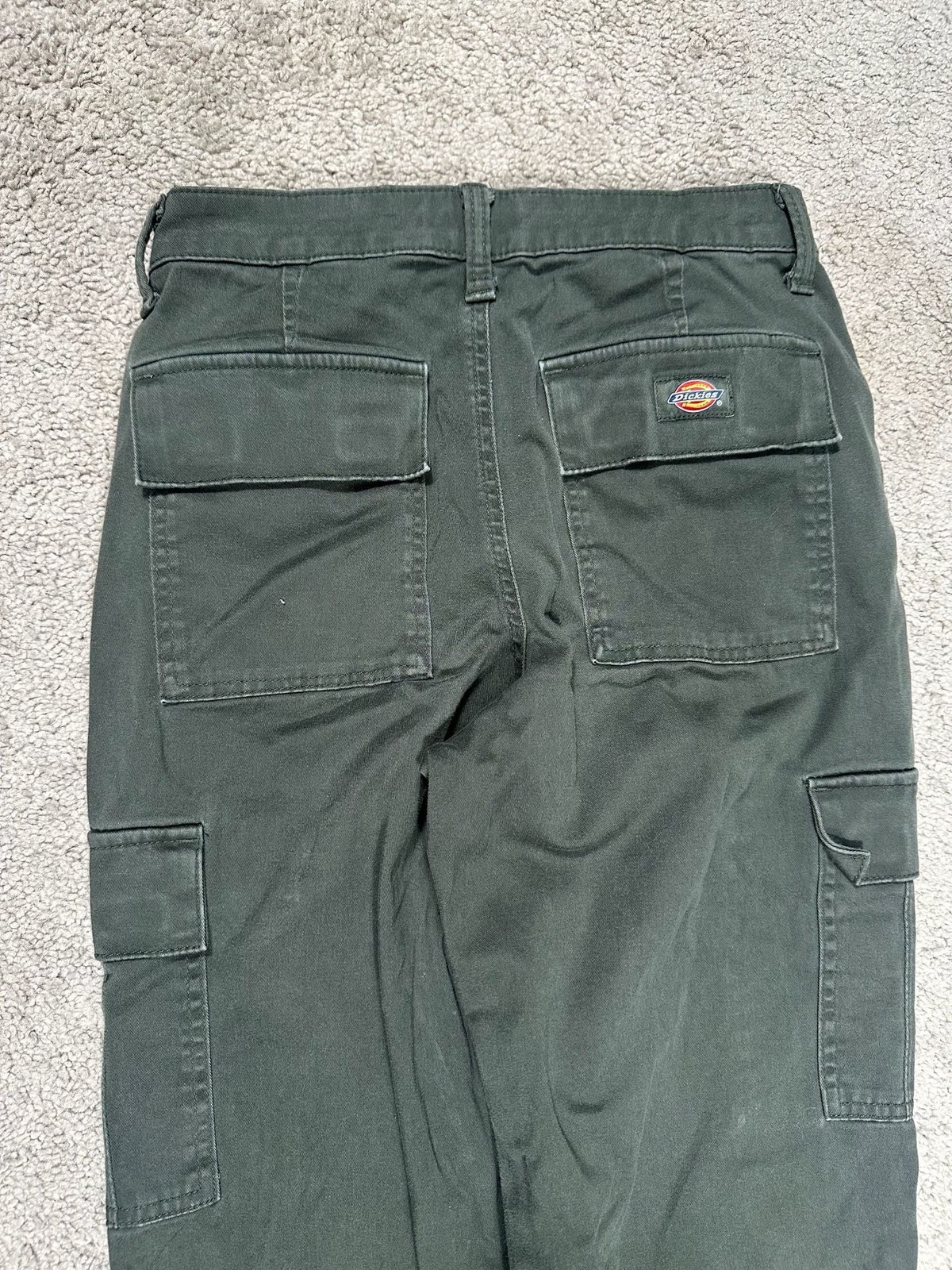 Dickies Women’s Relaxed Fit Cargo Pants Dark Green Size 25R