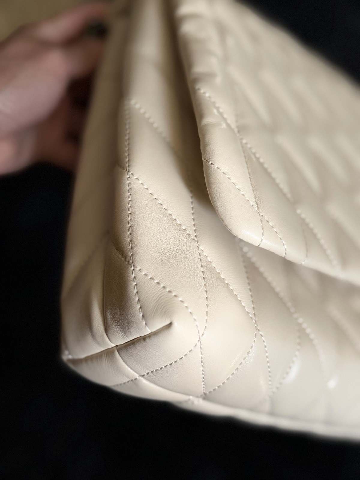 KARL LAGERFELD PARIS Cream Quilted Genuine Leather Shoulder Bag Gold Chain