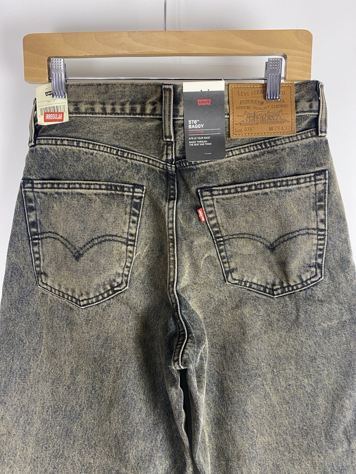 New Levi’s Men’s 578 Baggy Color: Bahamas Tint Down Men’s Size 29