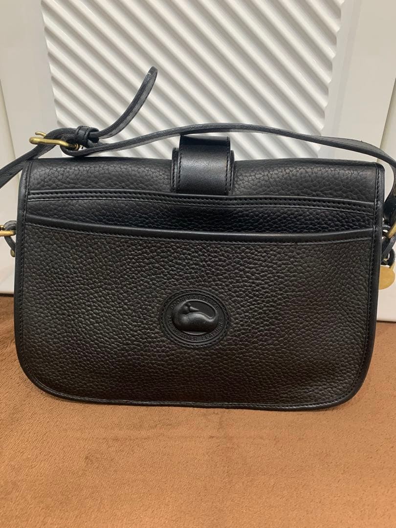 Dooney & Bourke Black Leather Shoulder Bag Unisex 7.5×11.4×3.1in Used