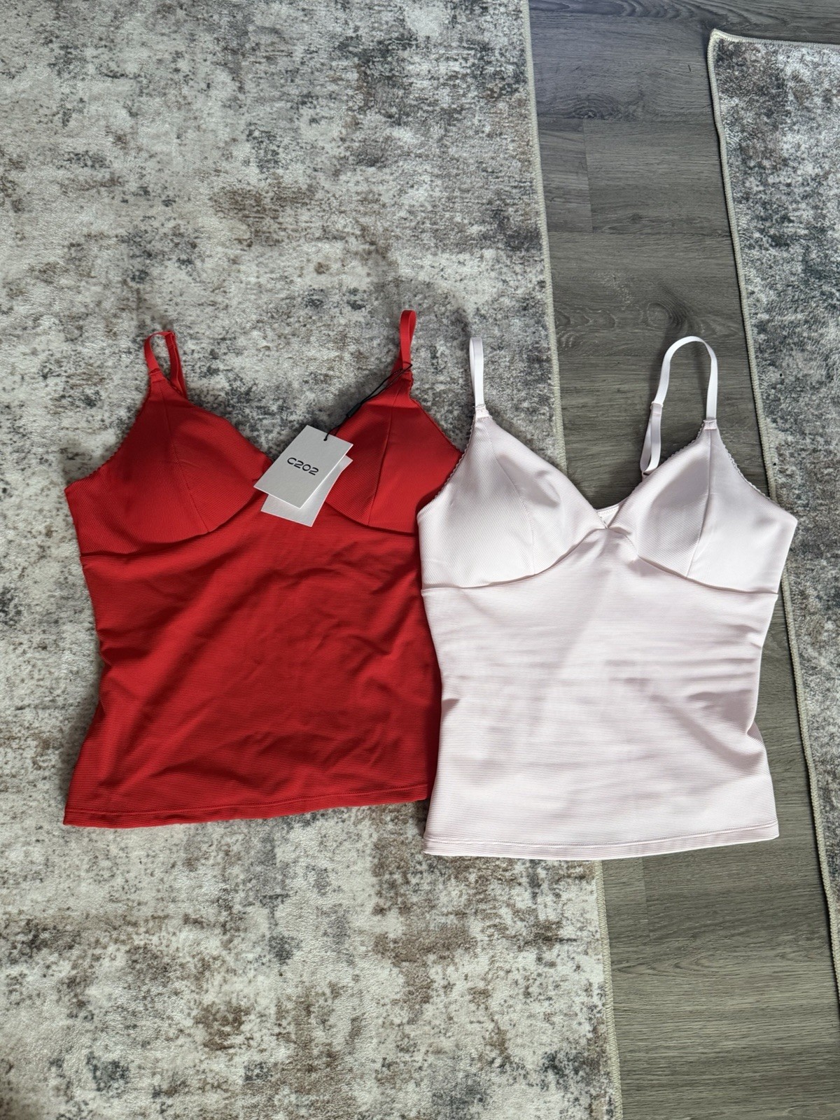 C202 Lot of 2 Ribbed Stretch Cami Tops Red & Pink V-Neck Size M