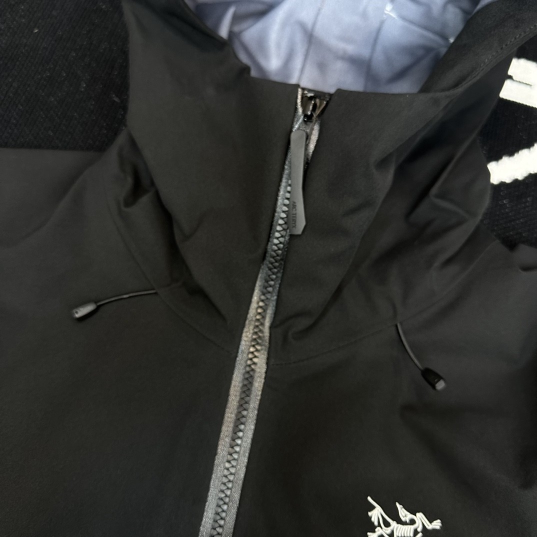 Arcteryx Alpha SV winter Jacket Men’s Black Size M new