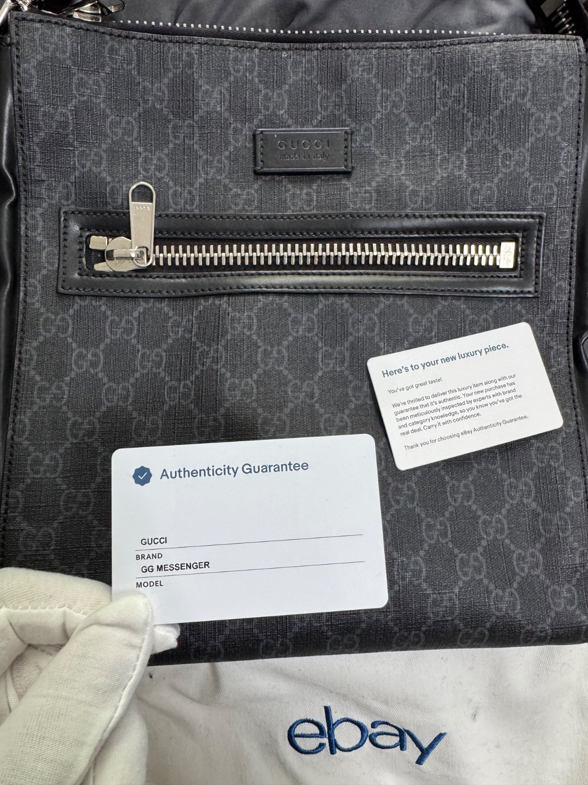 Gucci GG Messenger Crossbody Bag Large Authentic